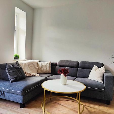 Neu Sanierte Wohnung Mit Balkon Und Stellplatz Ерфурт Екстер'єр фото