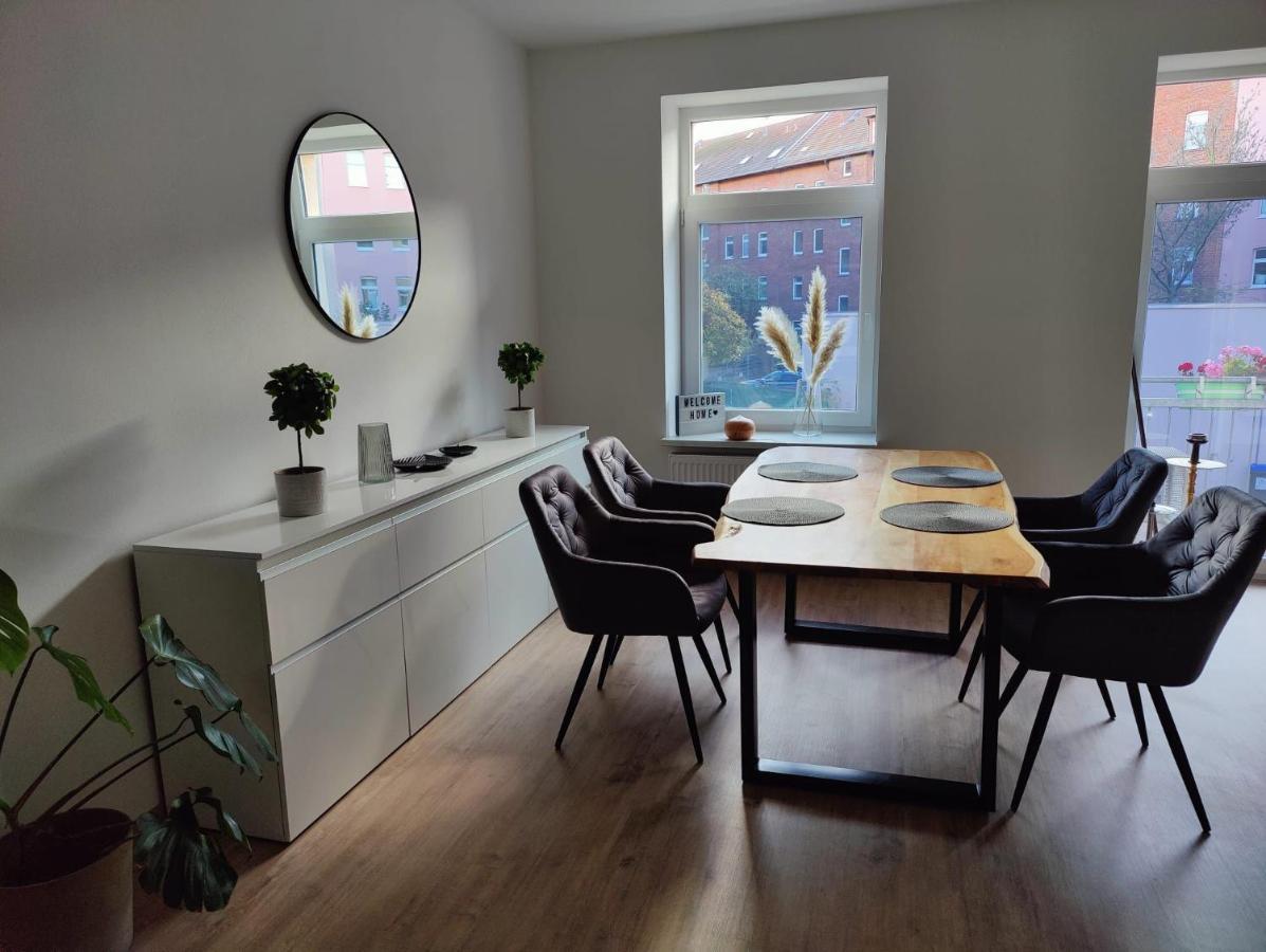 Neu Sanierte Wohnung Mit Balkon Und Stellplatz Ерфурт Екстер'єр фото