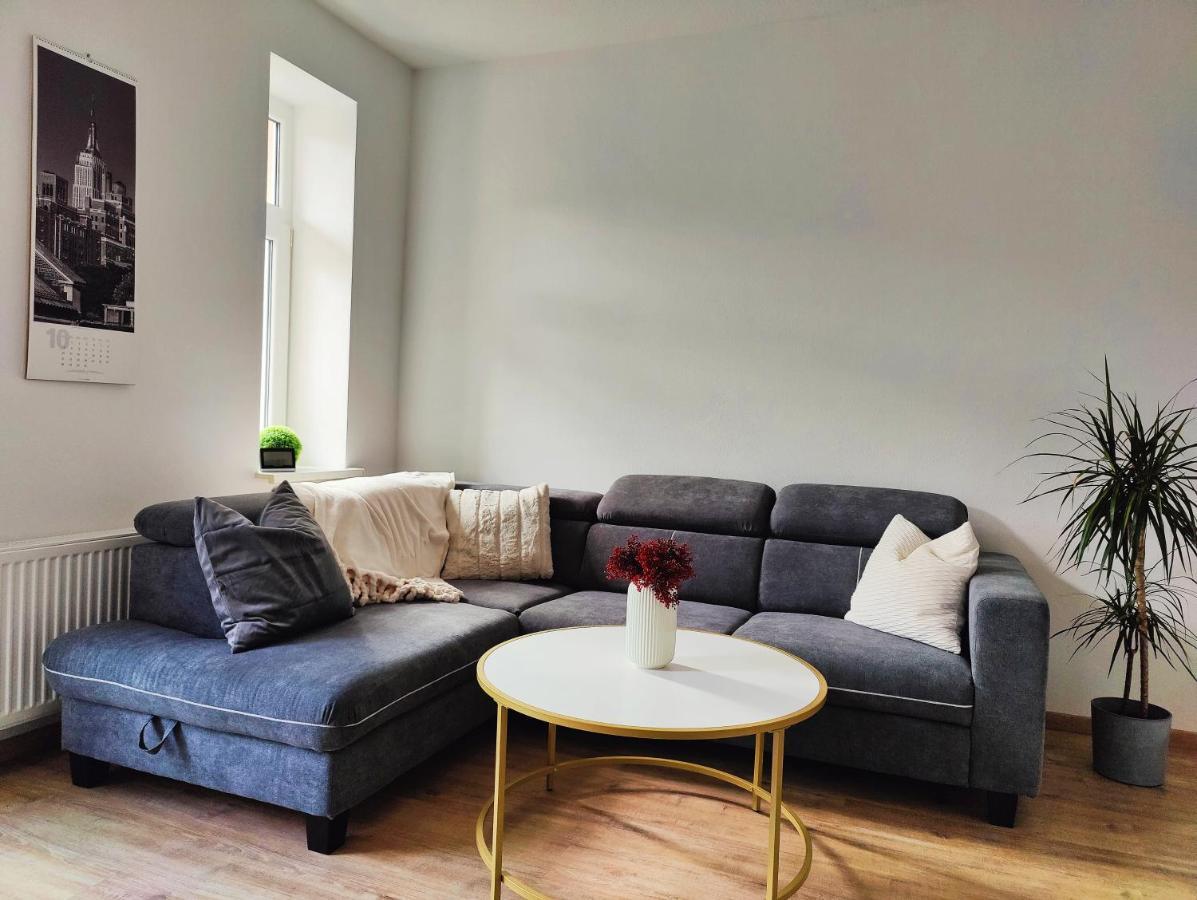 Neu Sanierte Wohnung Mit Balkon Und Stellplatz Ерфурт Екстер'єр фото